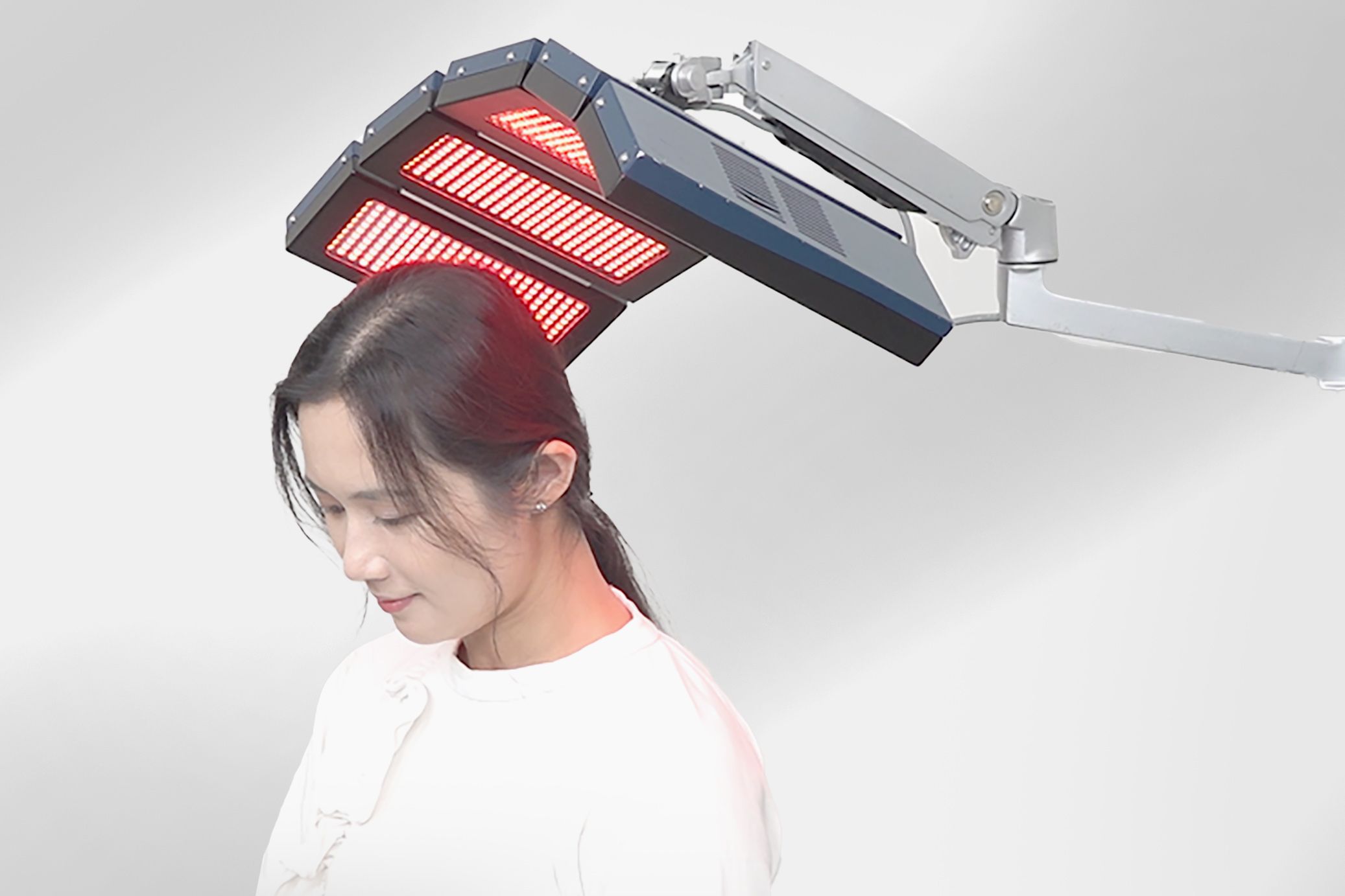 進行 F8 生髮療程